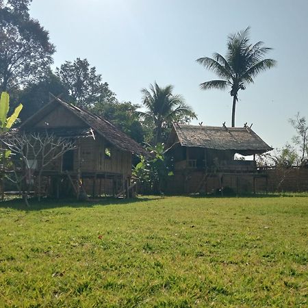 Vangvieng Ruby'Homestay Vangviang Kültér fotó