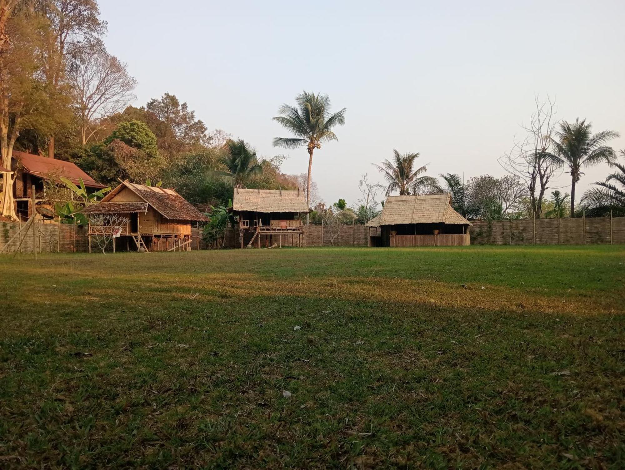Vangvieng Ruby'Homestay Vangviang Kültér fotó